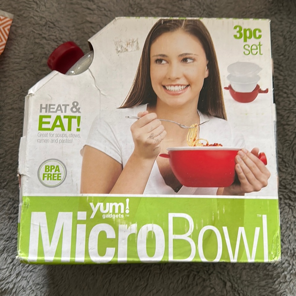 Heat and Eat great for soups stews Ramen and pastas Yum micro bowl set